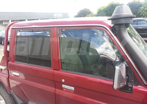 WEATHERSHIELD - LARGE - LIGHT TINT - FRONT RIGHT SIDE - DOUBLE CAB