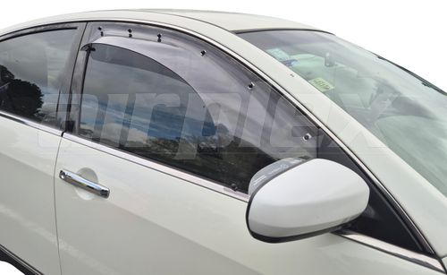 WEATHERSHIELD - LARGE - LIGHT TINT - FRONT RIGHT SIDE