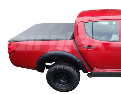 TONNEAU COVER - CLAMP AND RAIL SYSTEM