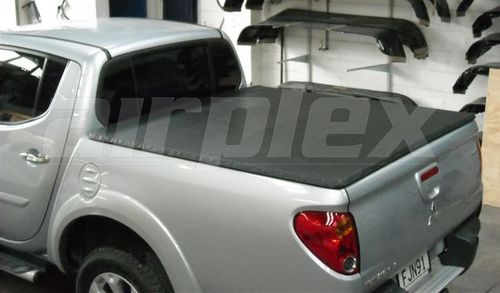 TONNEAU COVER - CLAMP AND RAIL SYSTEM
