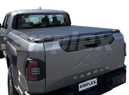 TONNEAU COVER - CLAMP AND RAIL SYSTEM