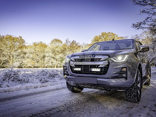 LAZER LIGHTS Isuzu D-Max (2021-2022) - Grille Mount Kit (includes: 2x Triple-R 750 Elite (Gen2), 1x