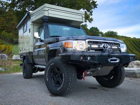 LAZER LIGHTS Toyota LC70 (2007-2023) - Grille Mount Kit (includes: 2x ST4 Evo, 1x Grille Mount Brack