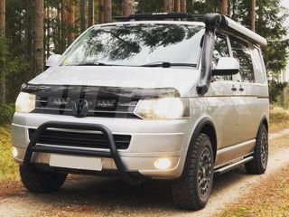 LAZER LIGHTS VW T5 (2010+) - Grille Mount Kit (includes: 2x Triple-R 750 (Gen2), 1x Grille Mount Bra
