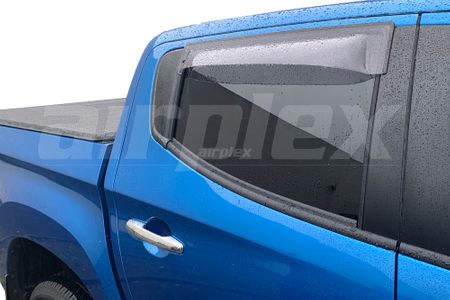 WEATHERSHIELD - LARGE - LIGHT TINT - REAR RIGHT SIDE