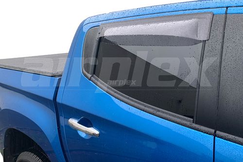 WEATHERSHIELD - LARGE - LIGHT TINT - REAR RIGHT SIDE