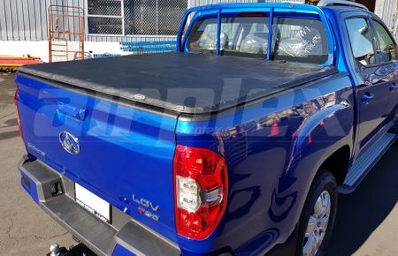 TONNEAU COVER - RAIL SYSTEM