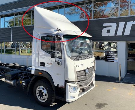 AIR DEFLECTOR - ROOF MOUNT 2019+