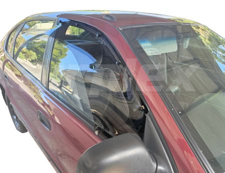 WEATHERSHIELD - LARGE - LIGHT TINT - FRONT RIGHT SIDE