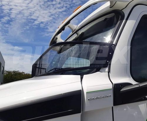 STONEGUARD - Freightliner Cascadia