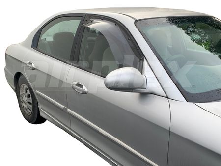 WEATHERSHIELD - LARGE - LIGHT TINT - FRONT RIGHT SIDE