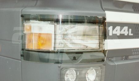 HEADLIGHT GUARD - (suit PLASTIC bumper w/out wipers) - CLEAR - HD(Drill Fit)