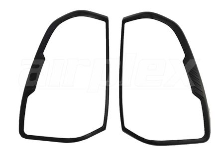 TAIL LIGHT TRIM SET- BLACK