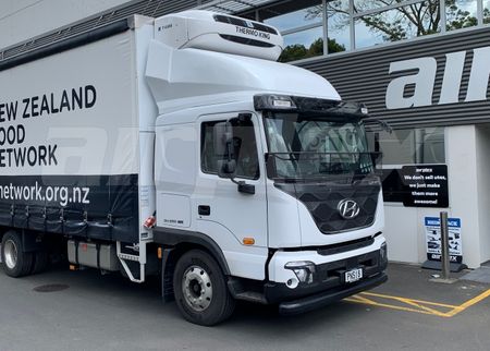 AIR DEFLECTOR Hyundai Pavise - ROOF MOUNTED