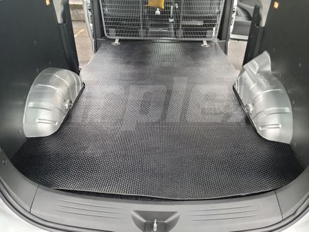 BED MAT - RUBBER NON SKID BED MAT