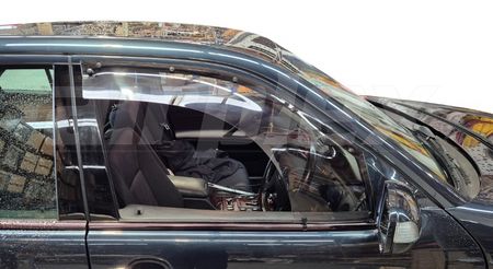 WEATHERSHIELD - LARGE - LIGHT TINT - FRONT RIGHT SIDE