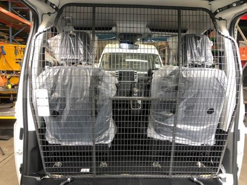 CARGO BARRIER