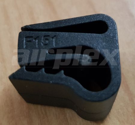 PLASTIC  W  CLIP F151