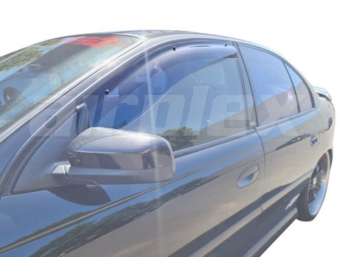 WEATHERSHIELD - MEDIUM SIZE - LIGHT TINT - FRONT LEFT SIDE