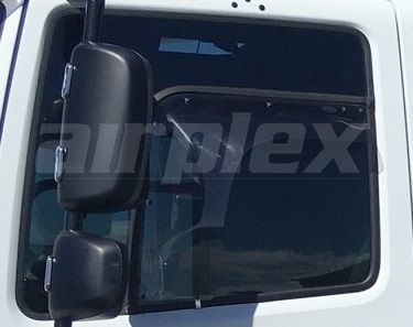 WEATHERSHIELD - LARGE - LIGHT TINT - FRONT LEFT SIDE