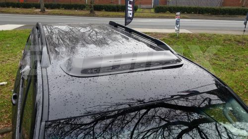 SUNROOF WIND DEFLECTOR