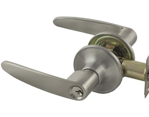 ENTRANCE SET LEVER BRUSHED NICKEL