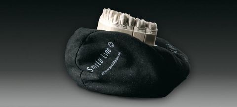 Smile Line Hold On Bag