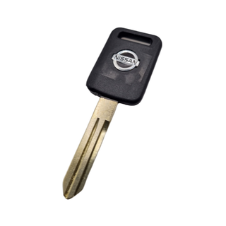 TRANSPONDER KEY WITH 4D CHIP (NISSAN)