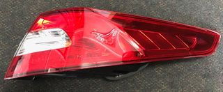 LAMP - TAIL RH (ON BODY) GENUINE