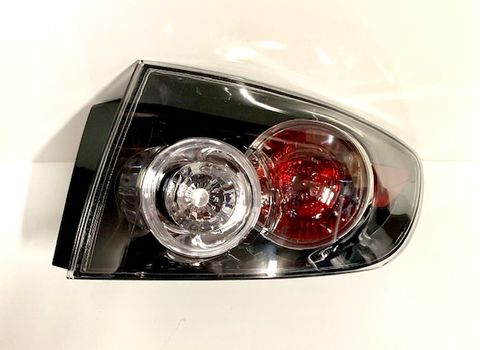 LAMP - TAIL RH SDN LATE BLK