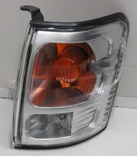 LAMP - RH IND CORNER GREY TRIM RN147
