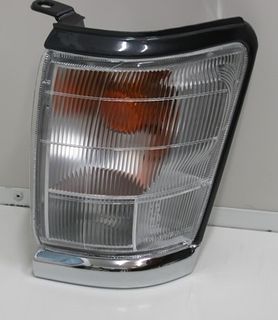LAMP - LH IND CORNER CHROME TRIM RN167