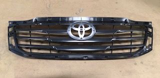 GRILLE - MAIN SILVER / BLACK WORKMATE GENUINE