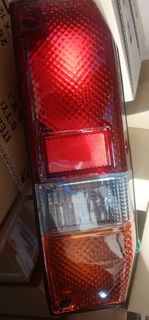 LAMP - TAIL ( PC ) RH 3 COLOUR EARLY