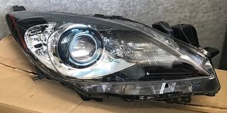 HEADLAMP - R/H ASSY - XENON GENUINE