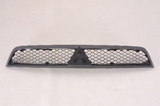 GRILLE - MAIN SILVER & BLACK FRAME SDN