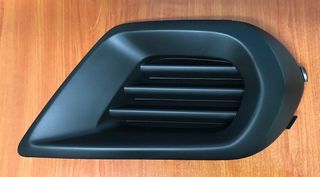 FRONT BUMPER GRILLE - R/H W/O FOGLAMP GENUINE