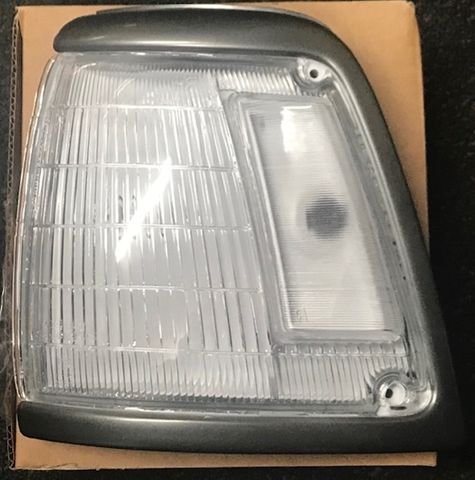 LAMP - IND CRN CLEAR & PTD 2WD LH LATE