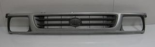 GRILLE - SILVER & BLACK RN147 2WD (97-01)