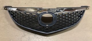 GRILLE - SEDAN CHROME & BLACK EARLY