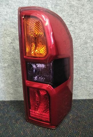 TAIL LAMP - R/H 3 COLOUR TYPE