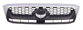 GRILLE - 2/4WD GREY W/UPPER CHROME MOULD