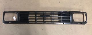 GRILLE - BLACK EARLY RN55