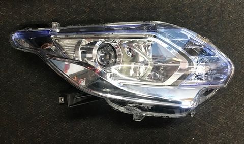 HEAD LAMP LH (W/LED) GLS TYPE