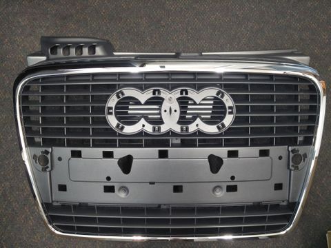 GRILLE - BLACK W/CHR FRAME