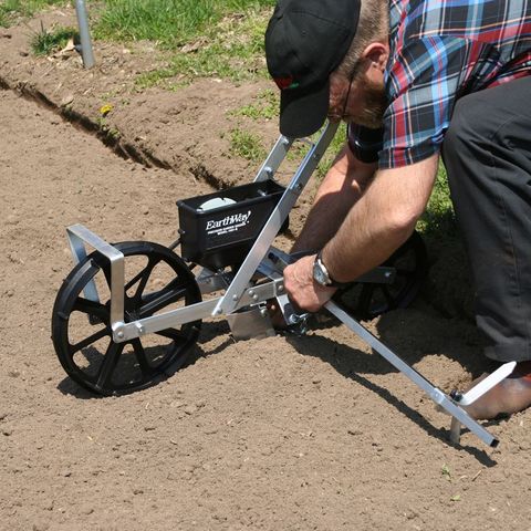 Earthway Precision Garden Seeder 1001-B