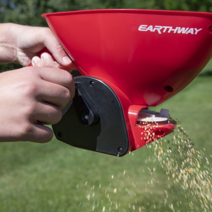 Earthway 3400  Hand Held Spreader