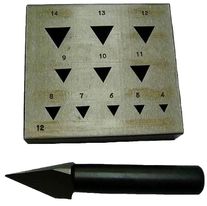 ITALIAN 17 TRIANGLE SETTING PLATE + PUNCH