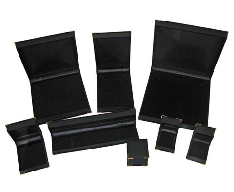 GOLD CORNER BOXES - BLACK