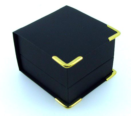 Gold Corner Box - Ring - Black/Black